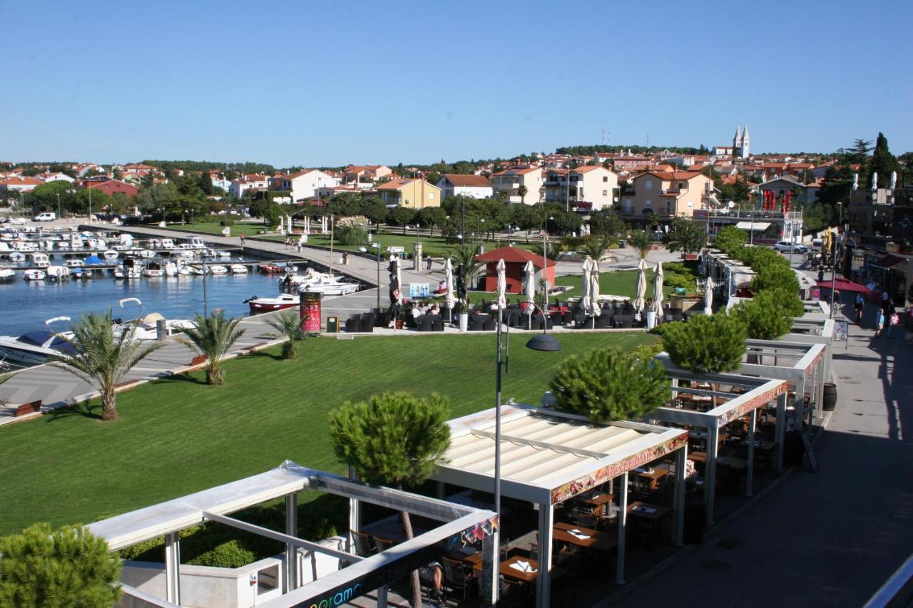 Apartments Riva Medulin Exterior photo